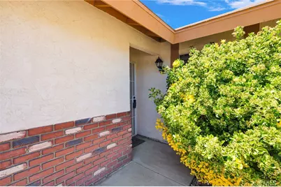 16389 Fremontia, Hesperia, CA 92345 - Photo 5