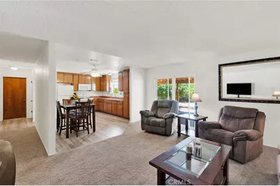 16389 Fremontia, Hesperia, CA 92345 - Photo 7