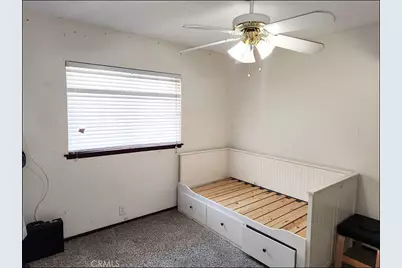27400 Cloverleaf Lane, Helendale, CA 92342 - Photo 17