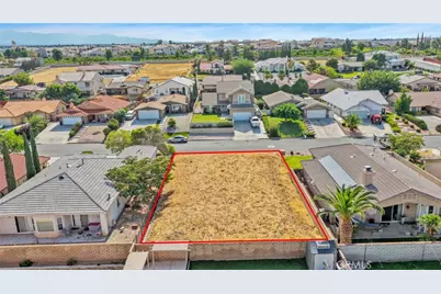 12819 Yellowstone, Victorville, CA 92395 - Photo 5