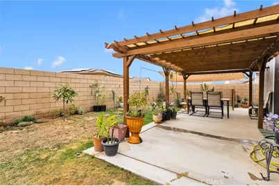 14168 Georgetown, Hesperia, CA 92344 - Photo 39