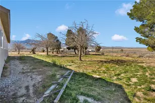 30263 State Hwy 18, Lucerne Valley, CA 92356 - Photo 35