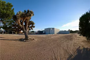 6738 Tamarisk, Hesperia, CA 92344 - Photo 11