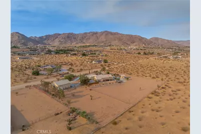 23355 Cuyama, Apple Valley, CA 92307 - Photo 49