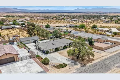 23333 Taos, Apple Valley, CA 92307 - Photo 57