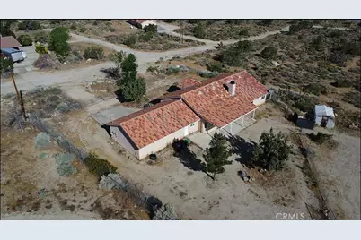 10685 Crystal Air, Pinon Hills, CA 92372 - Photo 5