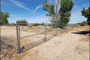 10685 Crystal Air, Pinon Hills, CA 92372 - Photo 37