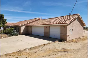 10685 Crystal Air, Pinon Hills, CA 92372 - Photo 33