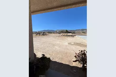 32206 Sapphire Rd, Lucerne Valley, CA 92356 - Photo 7