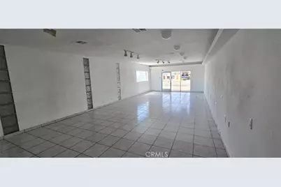 16303 Main, Hesperia, CA 92345 - Photo 5