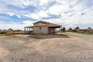 13920 Dos Palmas, Victorville, CA 92392 - Photo 37