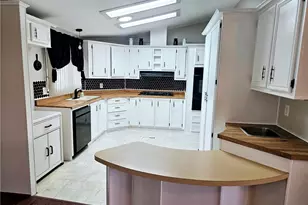 9161 Santa Fe, Hesperia, CA 92345 - Photo 15