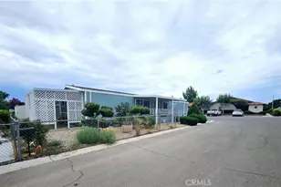 9161 Santa Fe, Hesperia, CA 92345 - Photo 5