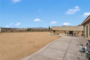 17647 Park Plaza Ct, Victorville, CA 92395 - Photo 35