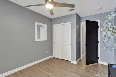 17647 Park Plaza Court, Victorville, CA 92395 - Photo 21