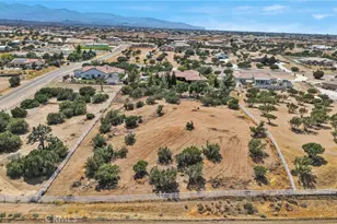 8323 Macron, Oak Hills, CA 92344 - Photo 69