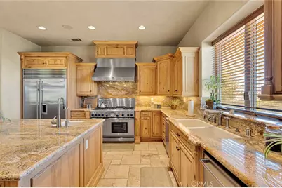 8323 Macron, Oak Hills, CA 92344 - Photo 21