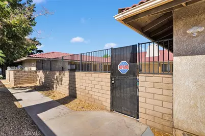 9161 Santa Fe #72, Hesperia, CA 92345 - Photo 37