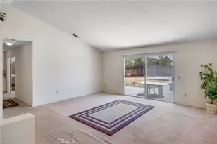 12951 Lantern Ln, Victorville, CA 92392 - Photo 9