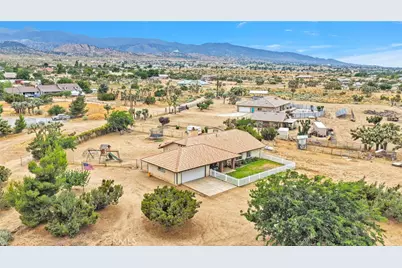 6432 Lime, Phelan, CA 92371 - Photo 57