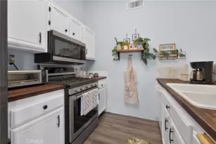 11052 Desert Rose, Adelanto, CA 92301 - Photo 17