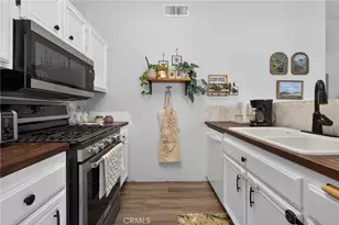 11052 Desert Rose, Adelanto, CA 92301 - Photo 15