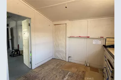 219 N 1st Avenue, Barstow, CA 92311 - Photo 21