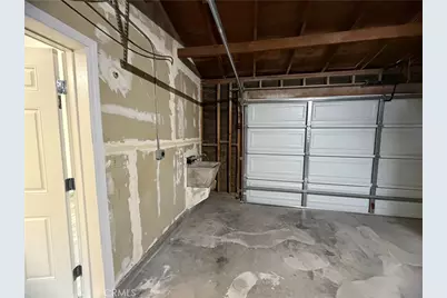 29040 Gabilan Street, Barstow, CA 92311 - Photo 17