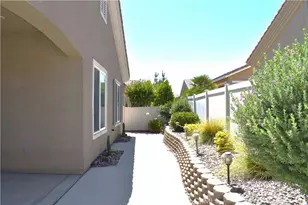 19484 Biltmore, Apple Valley, CA 92308 - Photo 27