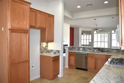19484 Biltmore, Apple Valley, CA 92308 - Photo 9