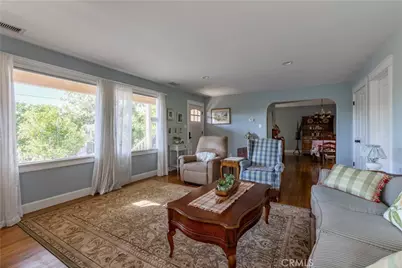 1121 Vista Way, Oceanside, CA 92054 - Photo 5
