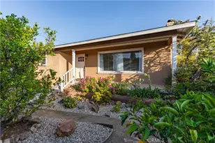 1121 Vista Way, Oceanside, CA 92054 - Photo 1