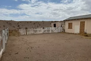 313 Desnok, Needles, CA 92363 - Photo 27