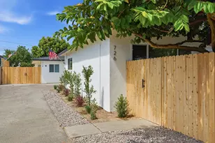 726 Weelo Dr, Costa Mesa, CA 92627 - Photo 47