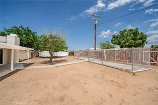 13913 Cronese Rd, Apple Valley, CA 92307 - Photo 25