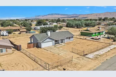 11931 Puye, Apple Valley, CA 92308 - Photo 43