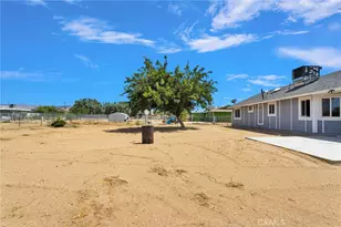 11931 Puye, Apple Valley, CA 92308 - Photo 39