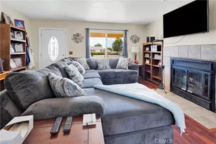 11931 Puye, Apple Valley, CA 92308 - Photo 5