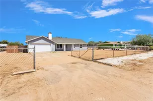 11931 Puye, Apple Valley, CA 92308 - Photo 33