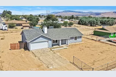 11931 Puye, Apple Valley, CA 92308 - Photo 31