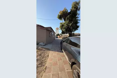 5237 Duncan, South Gate, CA 90280 - Photo 3