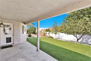 12847 Autumn Leaves Ave, Victorville, CA 92395 - Photo 35