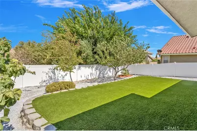 12847 Autumn Leaves Avenue, Victorville, CA 92395 - Photo 39