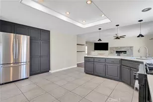 12847 Autumn Leaves Ave, Victorville, CA 92395 - Photo 17