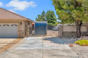 6955 Oak View Ct, Oak Hills, CA 92344 - Photo 35