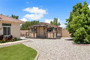 6955 Oak View Ct, Oak Hills, CA 92344 - Photo 33