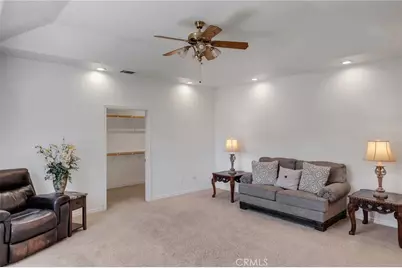 6955 Oak View Court, Oak Hills, CA 92344 - Photo 17