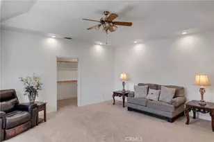 6955 Oak View Ct, Oak Hills, CA 92344 - Photo 17