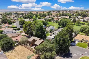 12915 Greensboro, Victorville, CA 92395 - Photo 43