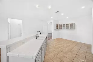 13616 Dellwood St, Victorville, CA 92392 - Photo 7